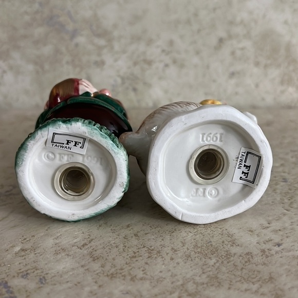 Fitz and Floyd Woodland Bunny Rabbit & Elf Gnome Salt & Pepper Shakers 1991 - Picture 4 of 5